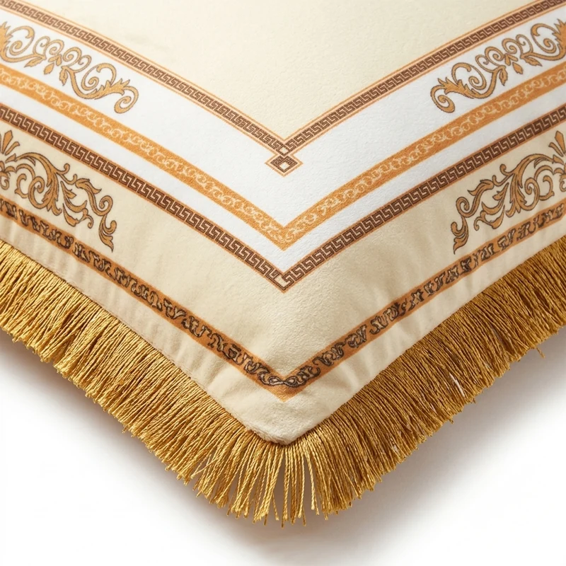 Luxus Samt-Kissen mit Löwen- oder Kronenmotiv – Elegantes Wohnaccessoire in Beige/Weiß (45x45 & 60x60 cm)