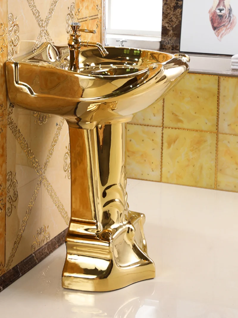 Exklusive Toilette Gold Barock