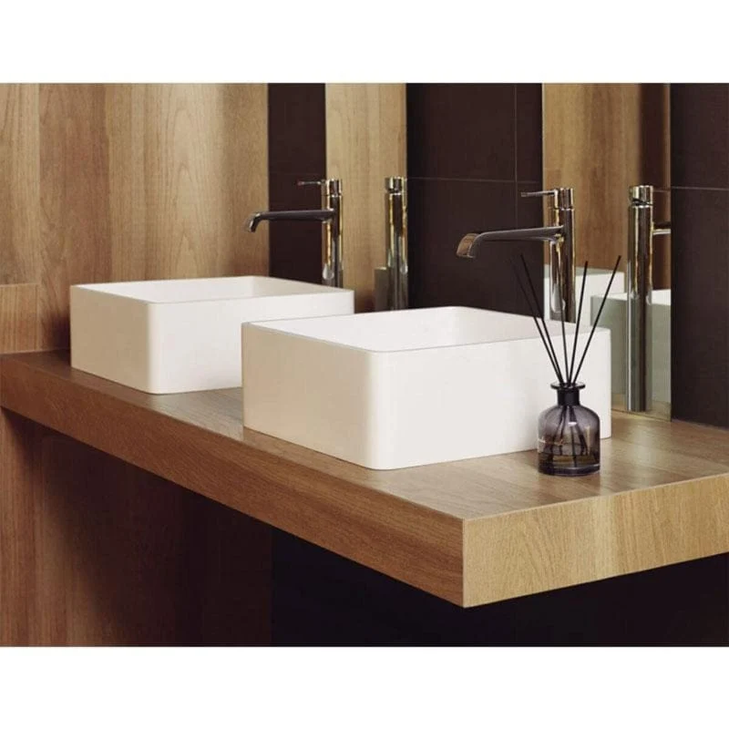 Quadratisches Aufsatzwaschbecken aus Sanydur ARTANA