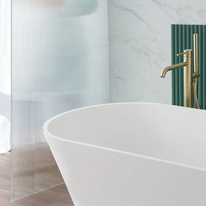 Freistehende Badewanne im ovalen Design MODERN