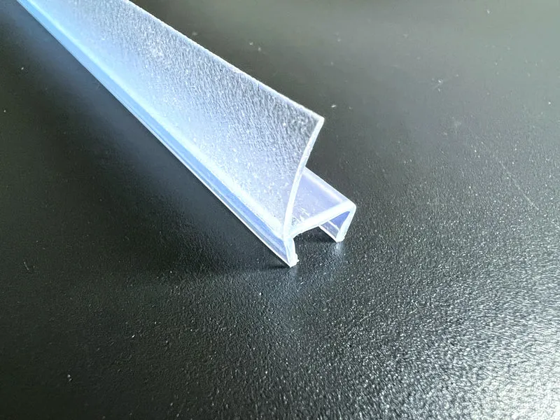 Lippendichtung – 180° Glas-Glas mit U-Schiene, 8 mm Glas, Art.Nr. 8857