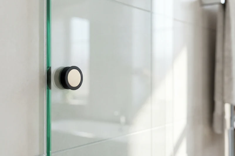 Mini-Punkthalter für Glas, flächenbündig, rahmenlos, Ø 20 mm, für 6-8 mm Glas, 2 Oberflächen