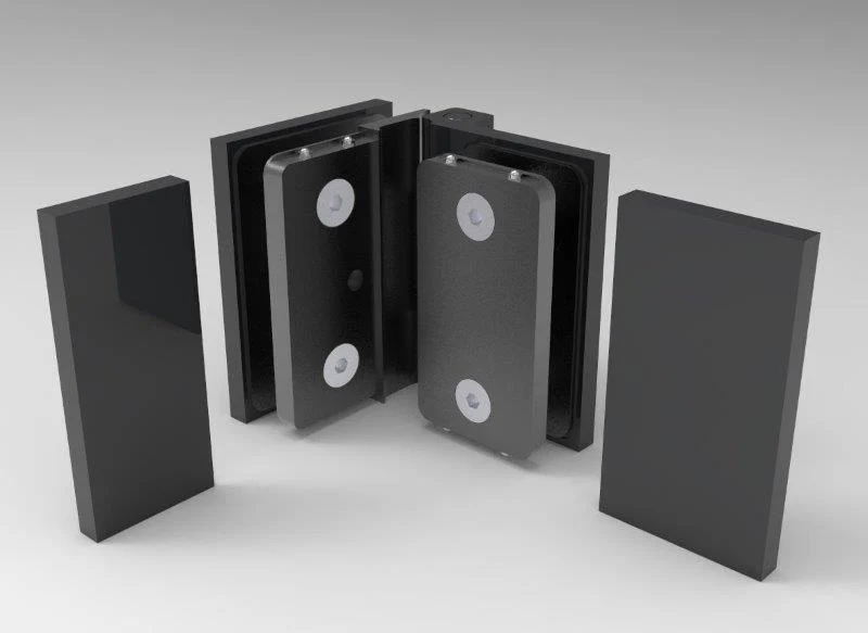 COMO Anschlagband 90° Glas-Glas nach außen öffnend – Messing massiv, 8/10 mm ESG, verdeckte Verschraubung, Art.Nr. COM092A