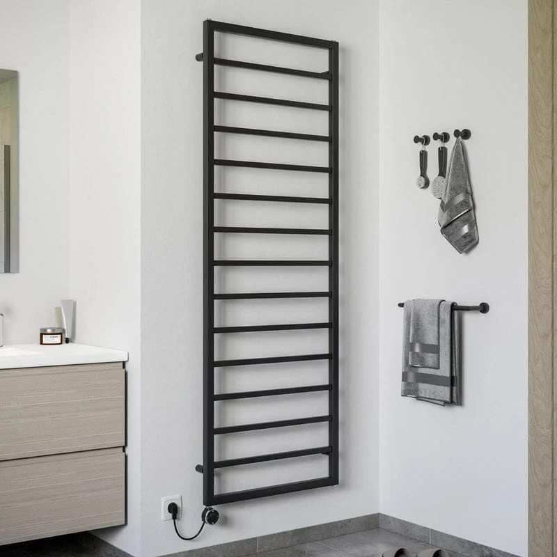 STUROTEC Bath 3 E Badheizkörper 60 x 148 cm, rein elektrisch, mit integr. Raumthermostat