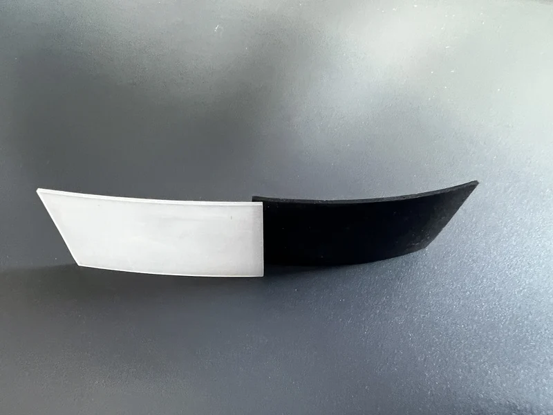 Trenneinlagen 30 × 50 mm – Schutz zwischen Glas und Metall