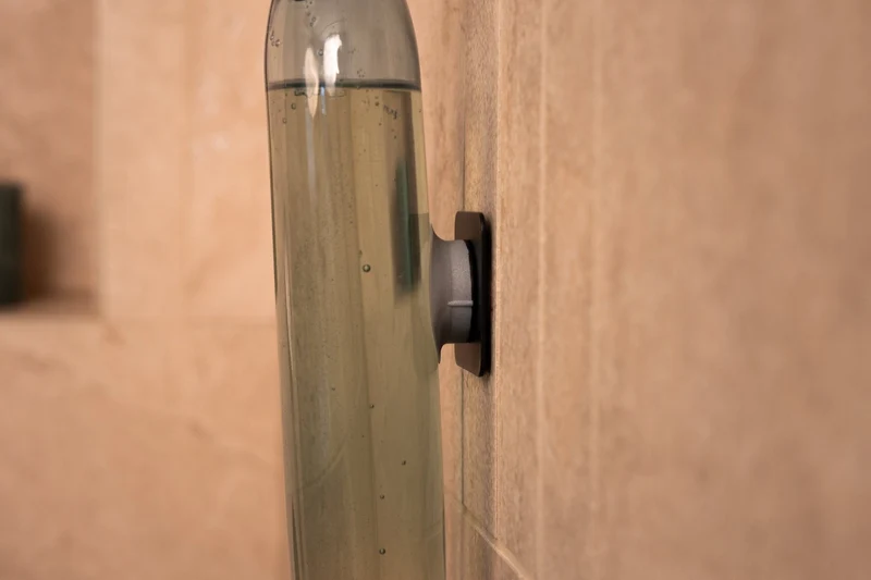 MagSpike Magnethalter für Shampooflaschen, ohne Bohren, 6 Größen in 3 Farben