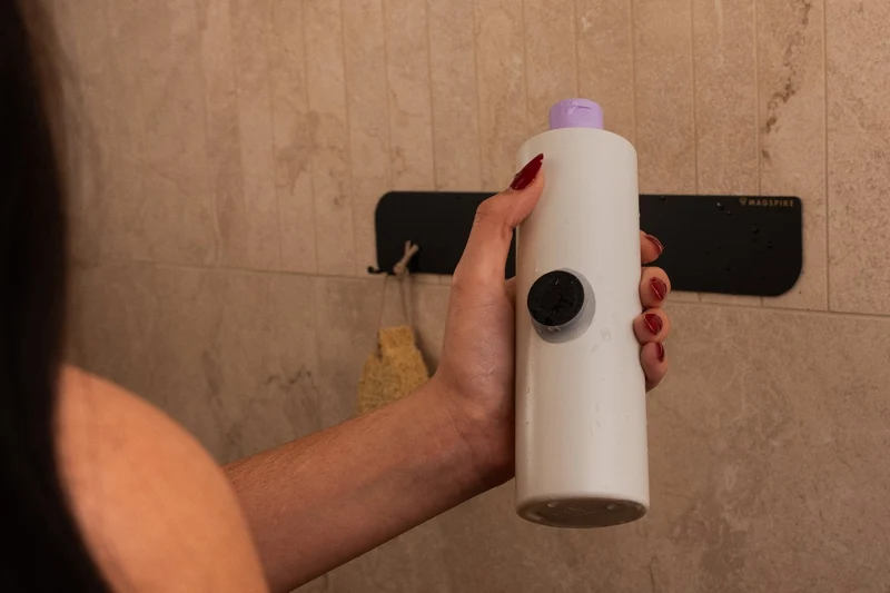 MagSpike Magnethalter für Shampooflaschen, ohne Bohren, 6 Größen in 3 Farben