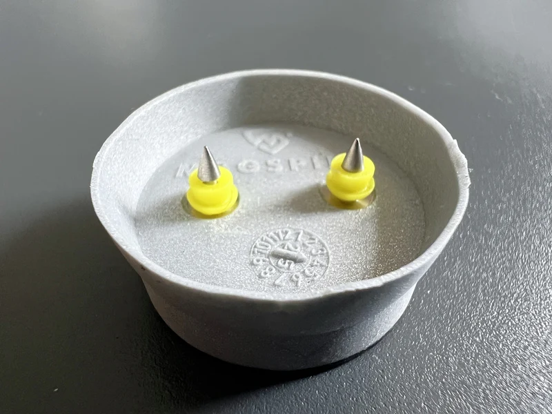 MagSpike Magnethalter für Shampooflaschen, ohne Bohren, 6 Größen in 3 Farben