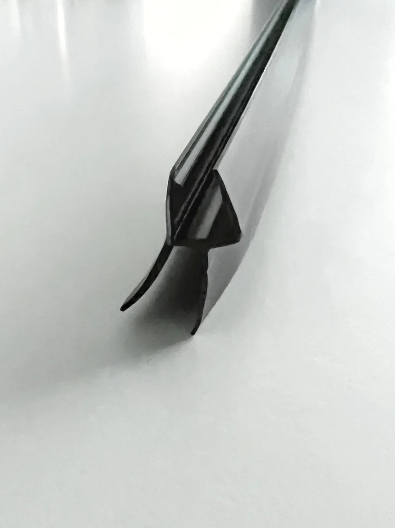 Schwarze Duschdichtung – lange Lippe, 17–18 mm Spalt, Art.Nr. 5103-B