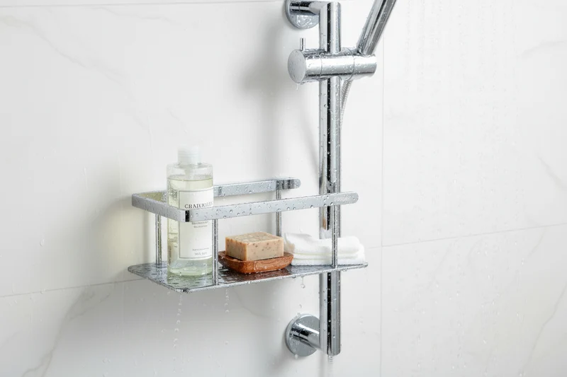 Smedbo Sideline Duschkorb – 200 × 110 mm für Brausestange, 2 Farben, Art.Nr. DK3008