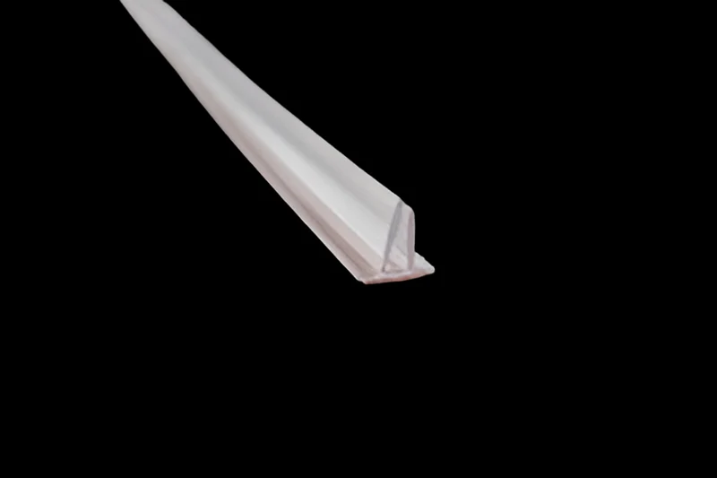 Vinyldichtung – selbstklebend zwei Schenkel, 7–8 mm, Art.Nr. SDTDFT2