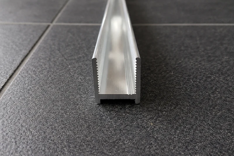 Alu U-Wandprofil DUC – silikonfreie Klemmung für 8 oder 10 mm Glas