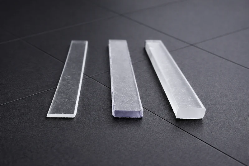 Transparente Unterlagen für rahmenlose Glasduschen – 6 × 51 mm