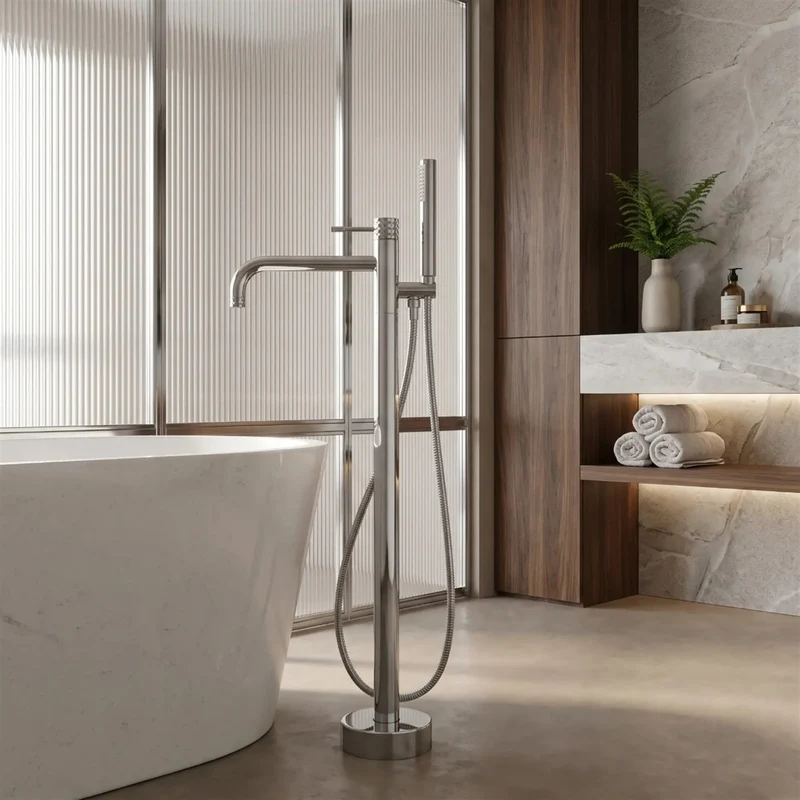 Freistehende Badewannenarmatur Lungo Diamond – Chrom