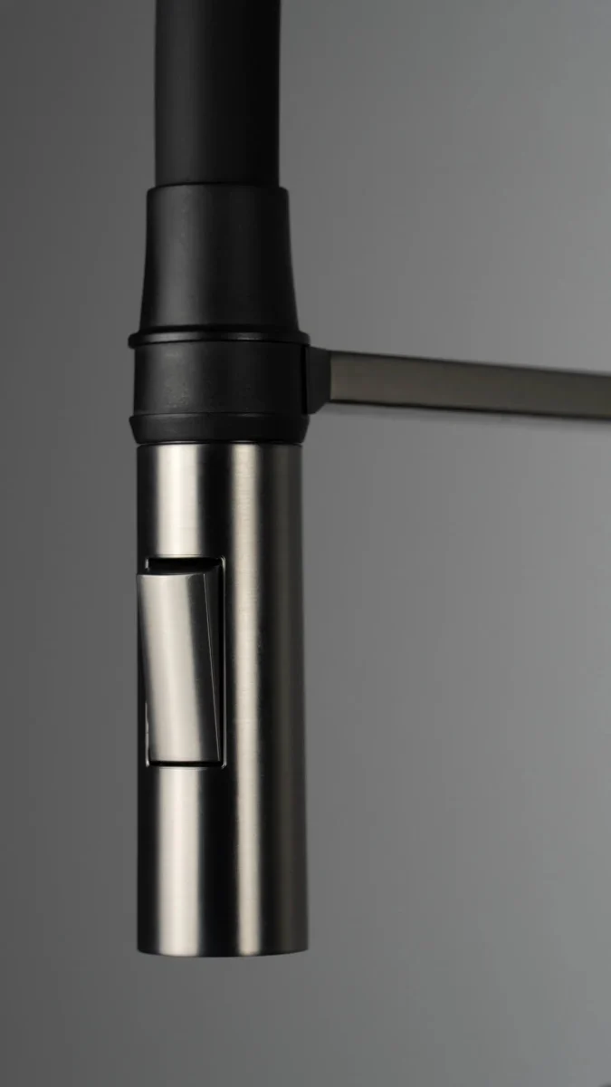 DEANTE Magnetic Küchenarmatur mit flexiblem Auslauf – 2 Strahlarten // Titanium // BRM-D72M