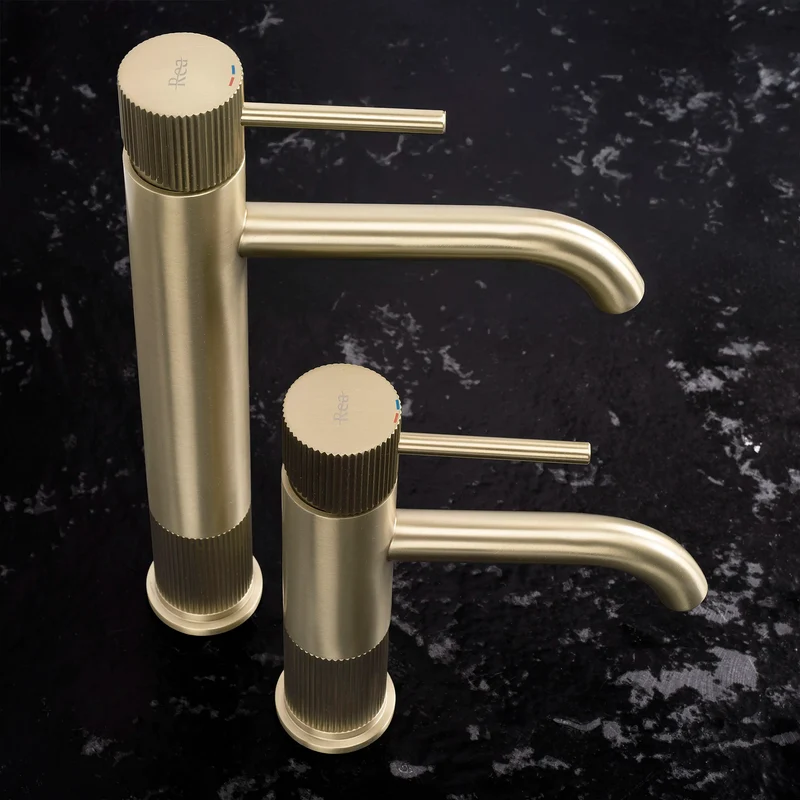 Armatur Lungo Stripe Gold Matt