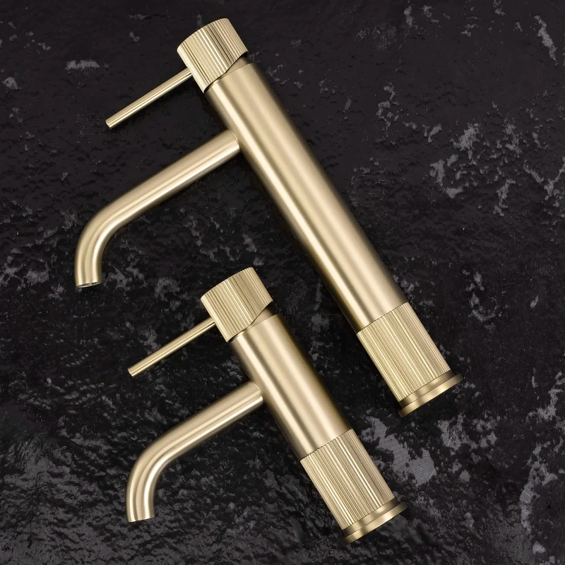 Armatur Lungo Stripe Gold Matt
