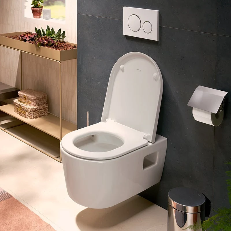 hansgrohe EluPura Original S Wand-WC mit AquaChannel Flush mit WC-Sitz, weiß