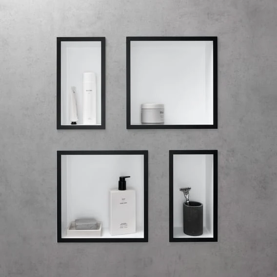 hansgrohe XtraStoris Individual Wandnische mit Designrahmen Korpus weiß matt/Front schwarz matt